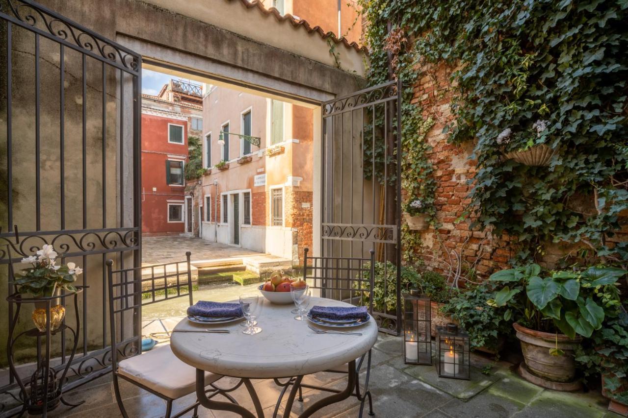 Appartement Garden Mansion With Private Mooring R&r